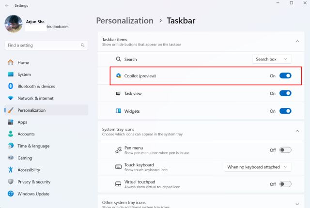 windows copilot toggle in taskbar settings