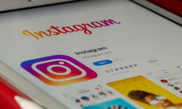 How to use Instagram on iPad